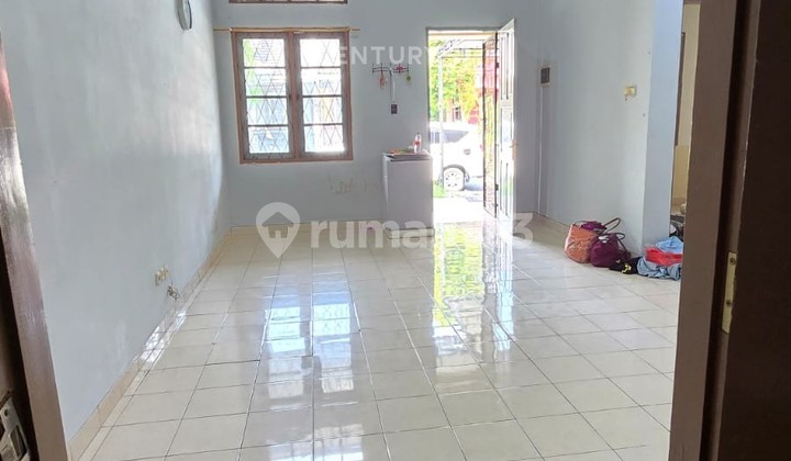 Comfortable Ready-to-Occupy House in the Tourist City of Cibubur.