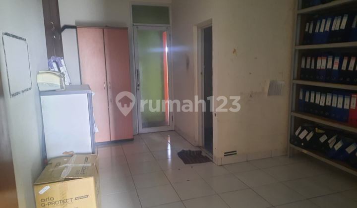 3-STORY RUKO IN VILLA THE LIMA JATISAMPURNA BEKASI