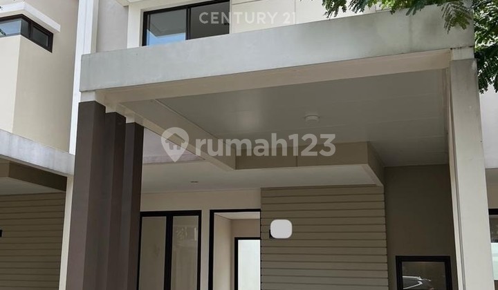 RUMAH DI PODOMORO GOLF VIEW GUNUNG PUTRI BOGOR