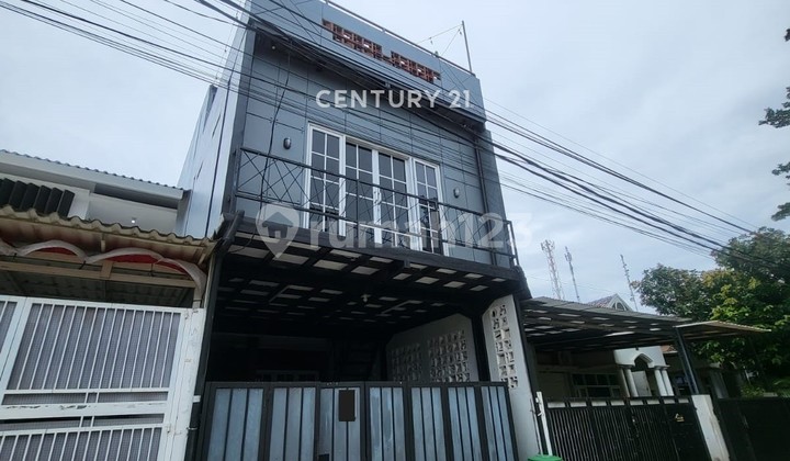 Rumah Nyaman Bonus Ada Ruang Kantor di Jatiluhur Jatiasih Bekasi