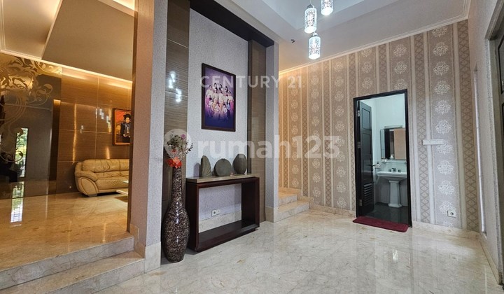 RUMAH 2 LANTAI DI KOTA WISATA CIBUBUR    2