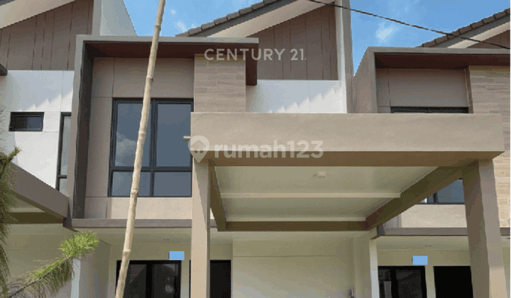 RUMAH 2 LANTAI DI PODOMORO GOLF VIEW GUNUNG PUTRI BOGOR RUMAH 2 LANTAI DI PODOMORO GOLF VIEW GUNUNG PUTRI BOGOR