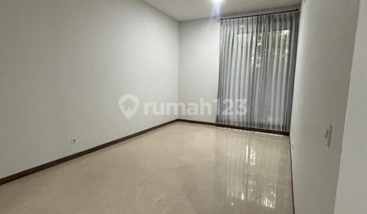 Disewakan Rumah Semi Furnished di Zora Bsd 2
