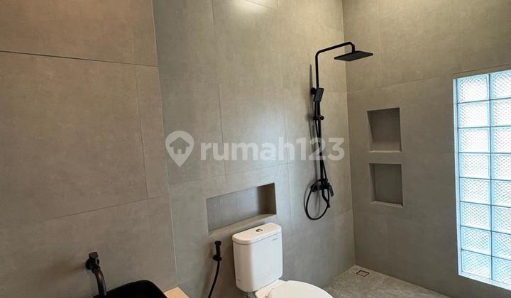 Dijual Rumah Brand New di Kencana Loka BSD 2