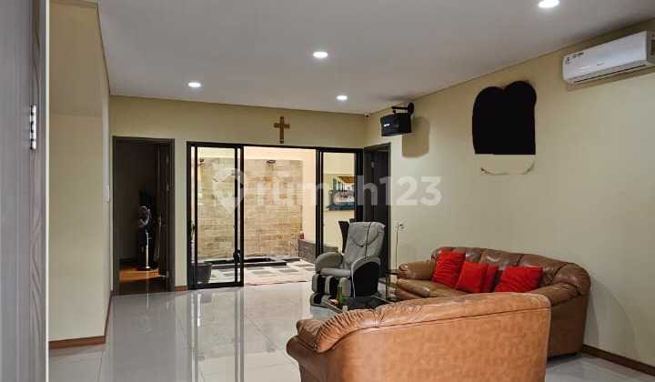 For Quick Sale 3-Story House in Caelus Cluster BSD For Quick Sale 3-Story House in Caelus Cluster BSD