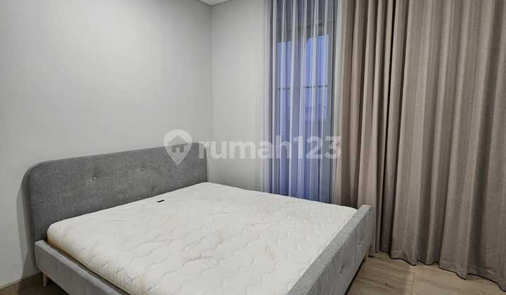 Dijual Rumah Full Furnished Posisi Hoek Di Cluster Aether 2