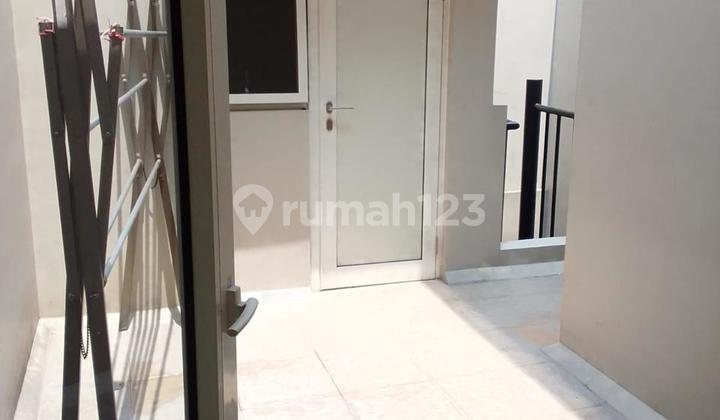 Dijual Cepat Rumah Bagus di Mozart Gading Serpong 2