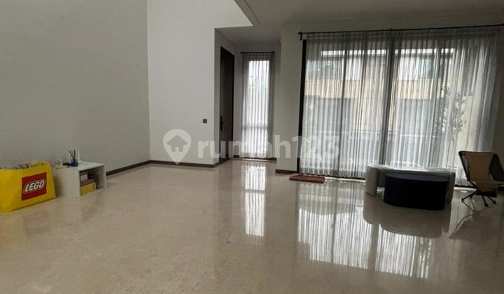 Dijual Rumah Semi Furnished di Zora Bsd Dijual Rumah Semi Furnished di Zora Bsd