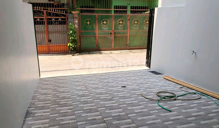 Rumah Baru, Hidup Baru, Rumah Baru 3 Lantai Duri Kepa Dekat Tanjung Duren Jakarta Barat Rumah Bagus SHM di Duri Kepa 2