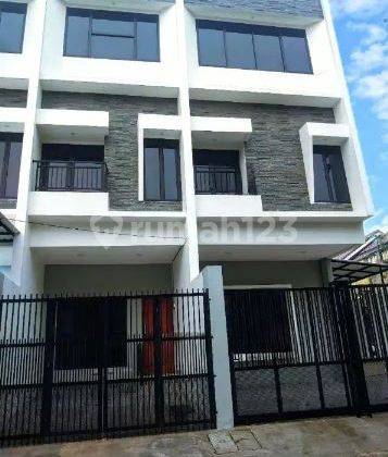 RUMAH IMPIAN BARU 3 LANTAI DI DURI KEPA JAKARTA BARAT 1