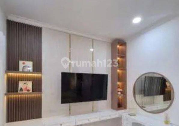 RUMAH BARU 3 LANTAI GRAND MEDITERANIA VIKAMAS 2