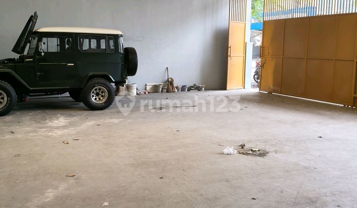 Disewakan Gudang Plong 1 Lantai, Luas 336Mtr ,Hadap Jalan Utama, Cengkareng, Jakarta Barat.