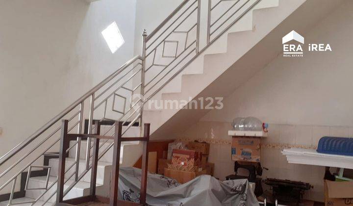 Rumah Terawat Dekat Dengan Jalan Mataram 8