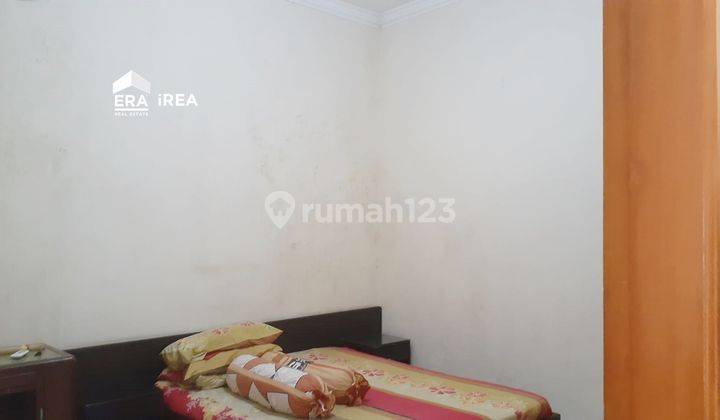 Rumah Terawat Dekat Dengan Jalan Mataram 10