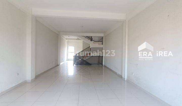 Disewakan Ruko 3 Lantai di Daerah Kampung Baru, Surakarta 3