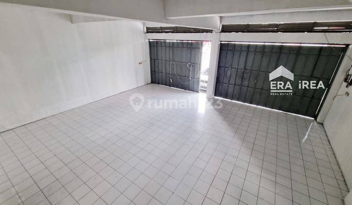 Disewakan Murah Gudang Ruko 2 Lantai SHM di Surakarta, Jebres 4
