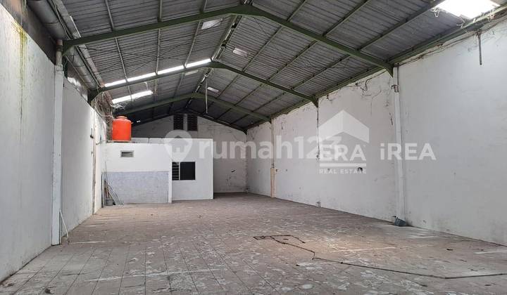 For Rent Warehouse Or Business Space On Jl. Solo - Jogja