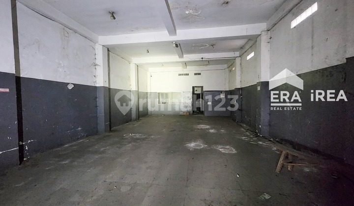 For Rent: Shop House Can Be Used as Warehouse in Solo Near Kartasura Toll Exit 2