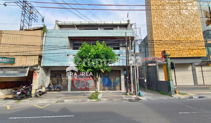 Ruko Rental in Jogja Near UGM Campus Ruko Rental in Jogja Near UGM Campus