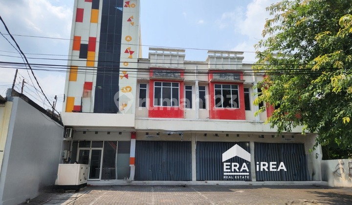 Shop for Rent in Solo City Near Tirtonadi Terminal