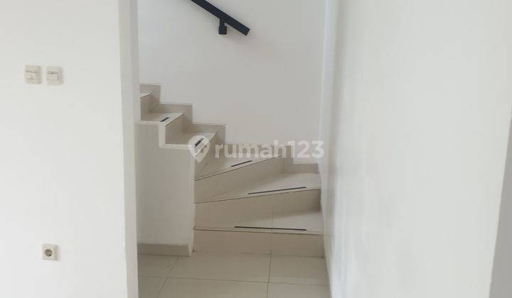 Rumah 2 lantai di perumahan asri di Perum Bogor Nirwana Residence blok M 2 Lantai HGB Bagus 3