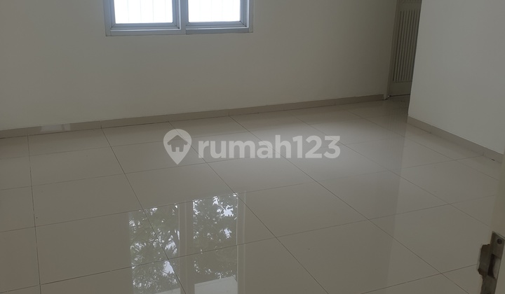 Rumah 2 lantai suasana nyaman & sejuk 8