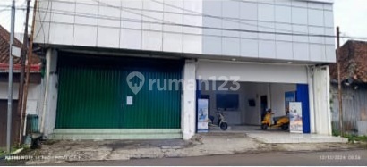 For Sale Shop House at Jl. Pelabuhan II no. 152, Cikondang, Citamiang, Sukabumi City, West Java, Indonesia, 43142, Sukabumi City For Sale Shop House at Jl. Pelabuhan II no. 152, Cikondang, Citamiang, Sukabumi City, West Java, Indonesia, 43142, Sukabumi City