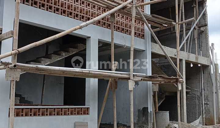 Dekat Akses Tol, Rumah, SHM, 2