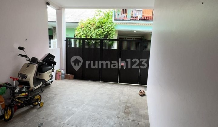 sell second hand house in ciracas east jakarta 2
