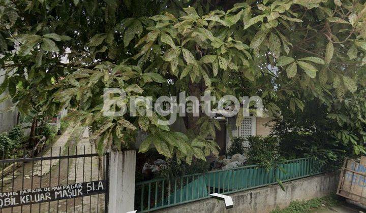 RUMAH TUA, HITUNG TANAH LUAS 900m2, KAWASAN KAMPUNG MELAYU KECIL, JAKARTA SELATAN 1