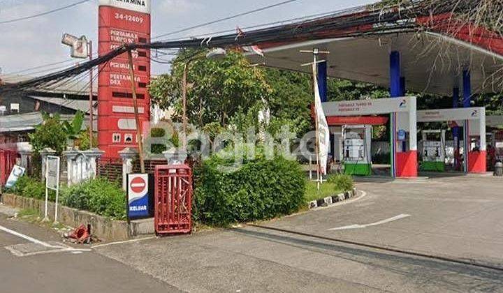 ! SPBU MASIH BEROPERASI KAWASAN LEBAK BULUS, JAKARTA SELATAN. LOKASI STRATEGIS, DEKAT PINTU MASUK TOL 2