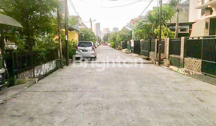 RUMAH TUA KAWASAN PELA MAMPANG, LOKASI DEKAT JALAN RAYA MAMPANG PRAPATAN 2