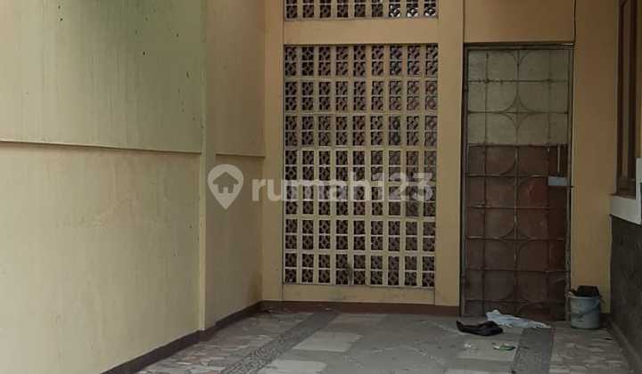 ddisewakan rumah murah jalan kembar 2 lantai daerah BKR bandung 2