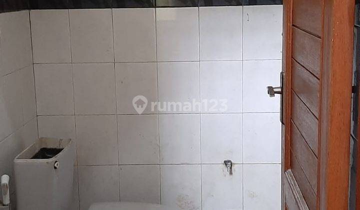 ddisewakan rumah murah jalan kembar 2 lantai daerah BKR bandung 7
