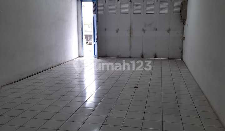 ddisewakan ruko margacinta 2 lantai kondisi ramai 1