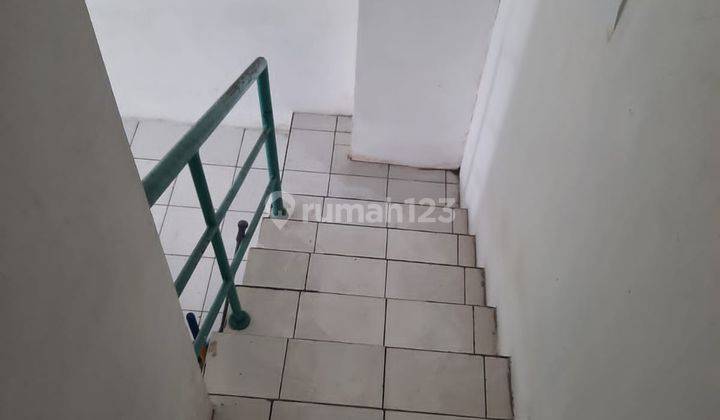 ddisewakan ruko margacinta 2 lantai kondisi ramai 3