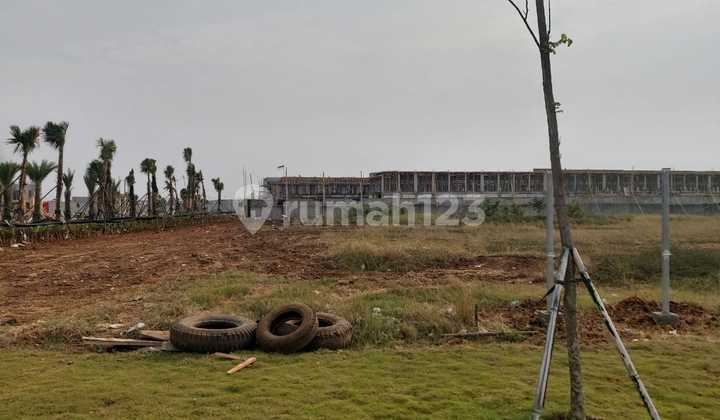 For Rent Commercial Lot in PIK 2