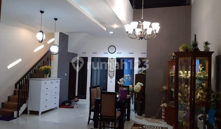 For Quick Sale Villa House in Pamulang, Tangerang 2