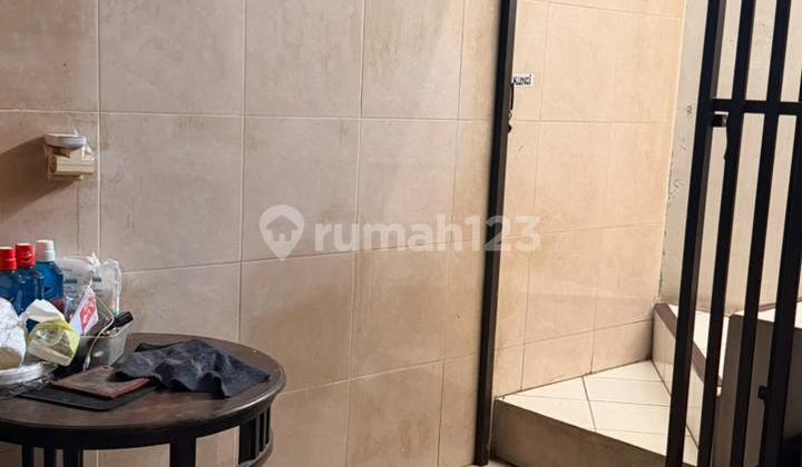 Rumah bisa untuk Usaha Lokasi Sayap Tki di Sekeloa 2