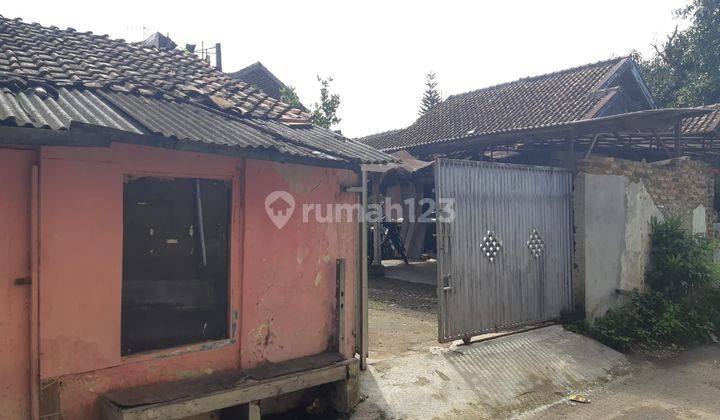 Rumah Tengah Kota 2.5 Lantai di Mohamad Toha 2