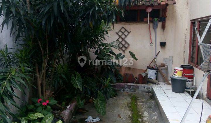 Rumah Tengah Kota Bebas Banjir di Mohamad Toha 2