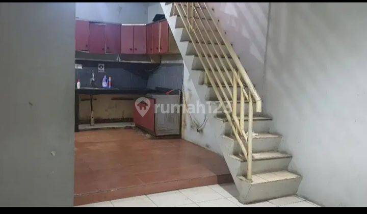 Rumah 2 Lantai 4 Kamar Tidur di Rancamanyar Regency 2