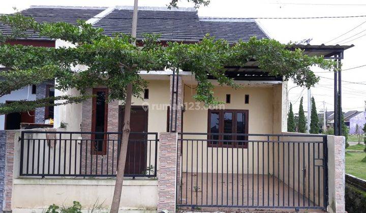 Rumah Minimalis Menarik di Grand Pkj, Rancamanyar 1