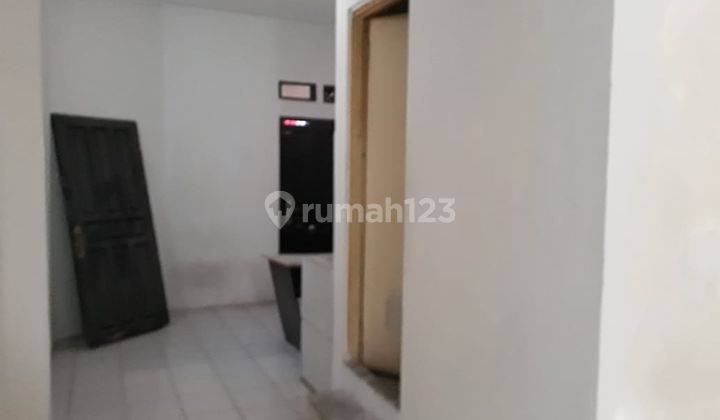 Ruko Lokasi Ramai Halaman Luas Samping Jalan Raya di Banjaran 4