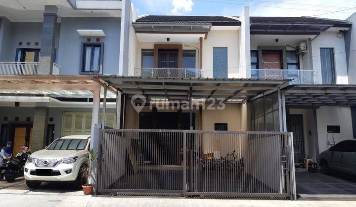 Rumah Cantik Dan Kekinian Impian Keluarga di Mekar Wangi 1