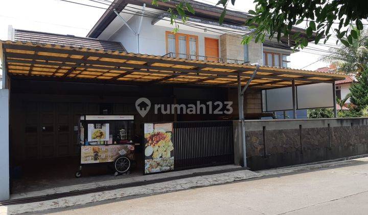 Rumah Mewah Halaman Luas Garasi Aman di Pasirluyu 2