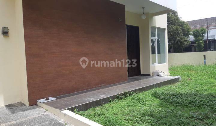 Rumah Ramah Lingkungan Tengah Kota di Batununggal 2