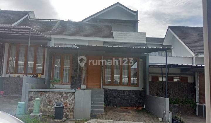 Rumah Lokasi Asri Dekat Fasilitas Pendidikan di Ciwaruga 1