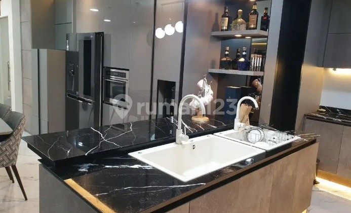 Apartemen Mewah Kondisi Bagus Full Furnished di Apartemen Majesty 2