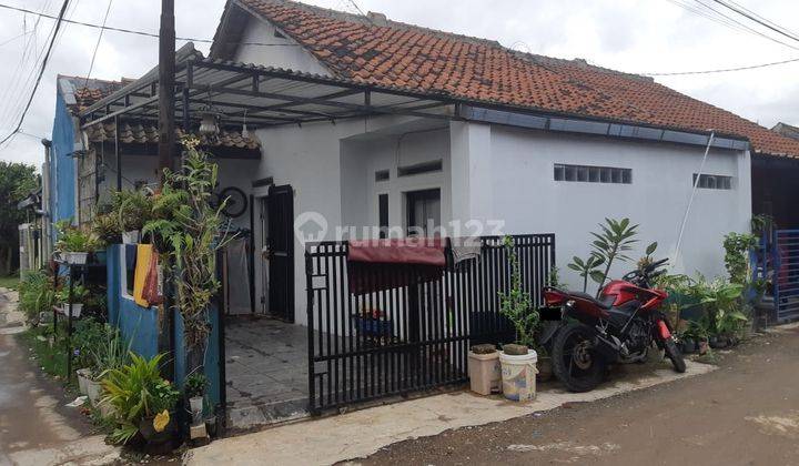 Rumah Nuansa Putih Untuk Keluarga Inti di Rancamanyar 1